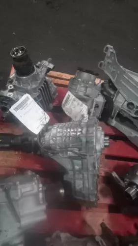 Used OEM Infiniti Q50 Transfer Case Assembly 2020 67K Black 6 Mo Warranty used OEM transfer case