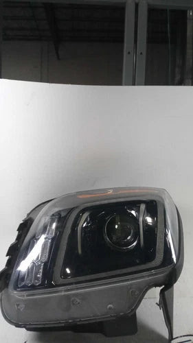 2020 Kia Telluride halogen Right Used OEM headlight used OEM headlight
