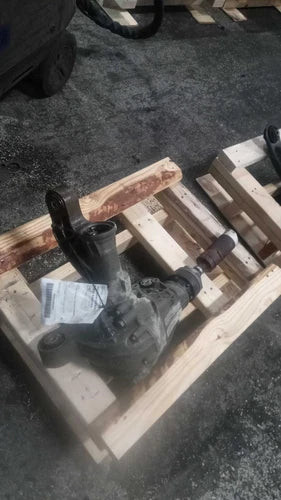 2015 Jeep Grand Cherokee Differential Carrier Assembly OEM Silver Used 136K used OEM differential carrier