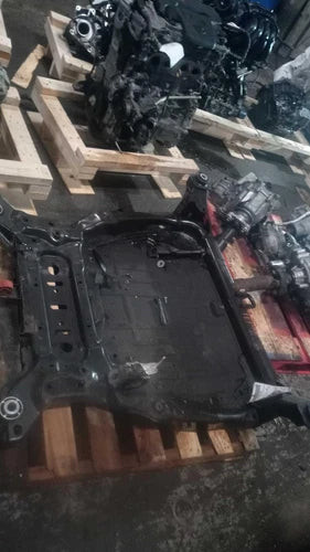 2018 Land Rover Discovery sport rear Rear Grad Used OEM subframe or crossmember used OEM subframe or crossmember