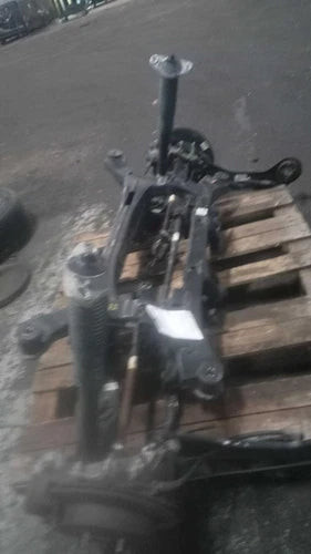 2018 Hyundai Tucson without cros Used OEM independent suspension assembly used OEM independent suspension assembly