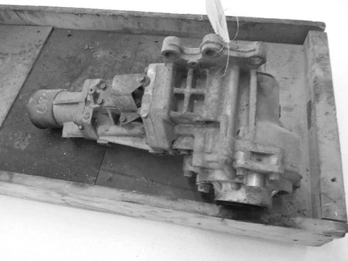 2011 Jeep Compass Transfer Case Assembly OEM Used Black 6 Mo Warranty used OEM transfer case