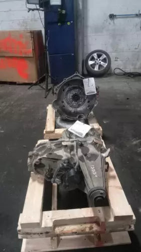 Used OEM Nissan Pathfinder Transfer Case Assembly 2011 Blue 179K OEM used OEM transfer case