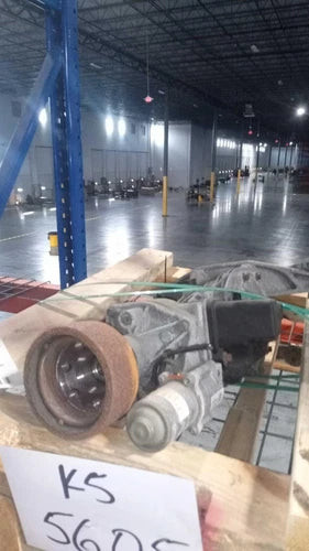 2015 Dodge Durango Rear Differential Carrier Assembly OEM 131K Miles Used used OEM rear differential carrier