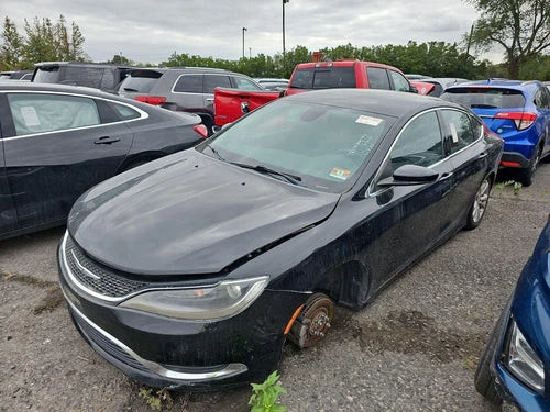 2015 Chrysler 200 Sdn halogen projector w/da Used OEM headlight used OEM headlight