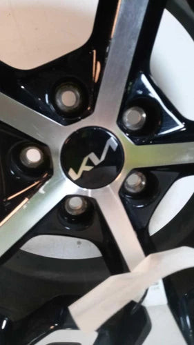 2023 Kia Sportage gasoline 17x7 alloy 5 spoke Used OEM wheel used OEM wheel