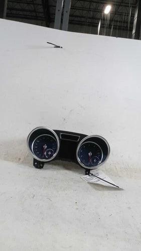 2019 Mercedes-Benz Mercedes gle-class 166 Type SUV Used OEM instrument cluster used OEM instrument cluster