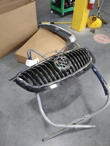 2016 Buick Envision upper w/o pre-crash system Upper Gra Used OEM grille used OEM grille