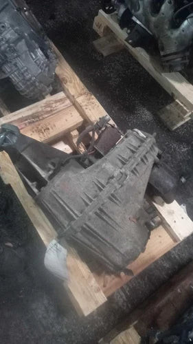 Used OEM Ford F150 Transfer Case Assembly 2002 Black 6-Month Warranty used OEM transfer case