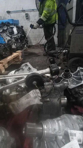 Used OEM 2005 Mazda Tribute Transfer Case Assembly 6 Mo Warranty used OEM transfer case