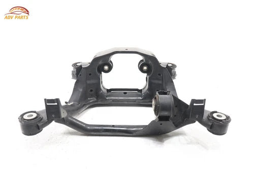 2009-2016 BMW Z4 E89 RWD REAR SUBFRAME SUB FRAME CROSSMEMBER CROSS MEMBER OEM used OEM rear subframe and crossmember