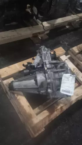 Used 2008 Nissan Pathfinder OEM Transfer Case Assembly Black 155K Miles used OEM transfer case