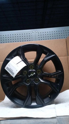 Kia Sportage 2024 OEM Grey 17x7 Alloy 10 Spoke Wheel Used Salvage used OEM wheel