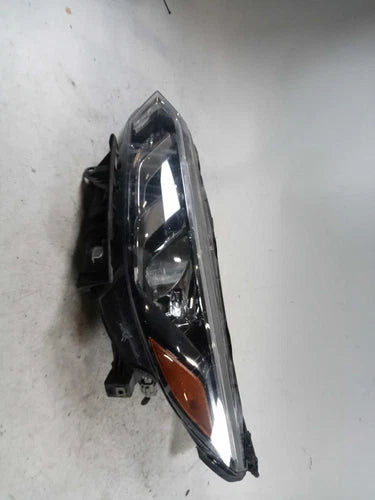 2020 Nissan Sentra halogen Left Used OEM headlight used OEM headlight