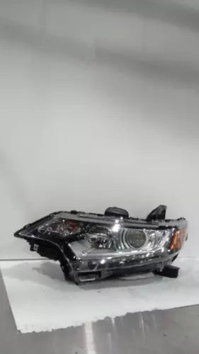 2020 Mitsubishi Outlander Left Headlight Assembly OEM Used SUV 36K Miles used OEM headlight