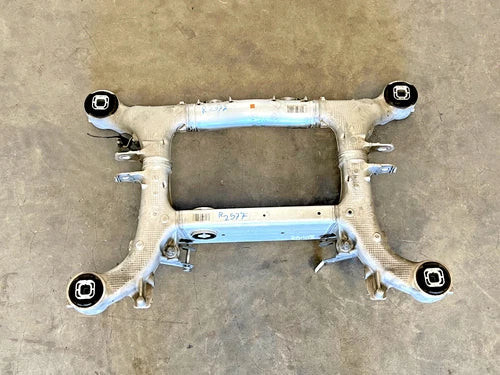 ⭐2011-2016 BMW 535I 550I F10 REAR SUSPENSION CROSSMEMBER SUB FRAME OEM LOT2577 used OEM rear subframe and crossmember