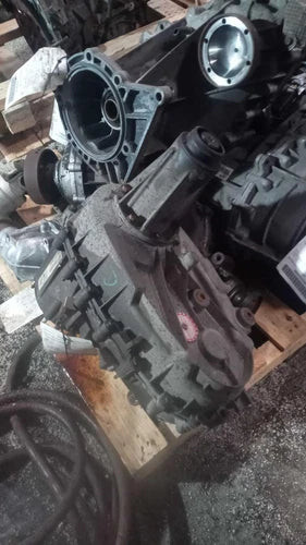 2005 Dodge Durango Transfer Case Assembly OEM Black Used 230K Miles used OEM transfer case