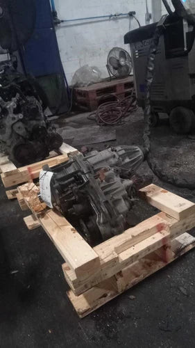 Used Nissan Armada 2010 Transfer Case OEM 6-Month Warranty Maroon used OEM transfer case