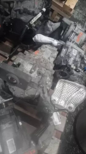 Used OEM Differential Carrier Assembly for Audi Q5 2016 White 114k miles used OEM differential carrier
