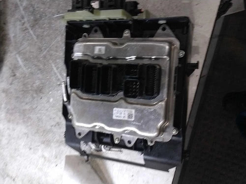 2017 BMW x6m Electronic Control Modul Used OEM engine control module used OEM engine control module