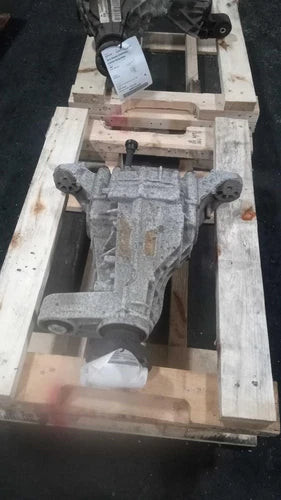 Used 2013 Jeep Grand Cherokee Differential Carrier Assembly OEM 68210537AA used OEM differential carrier