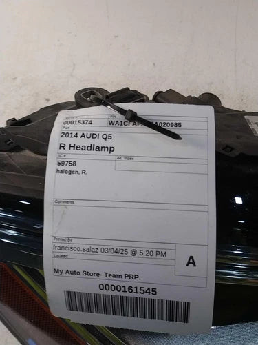 2014 Audi q5 halogen Right Used OEM headlight used OEM headlight