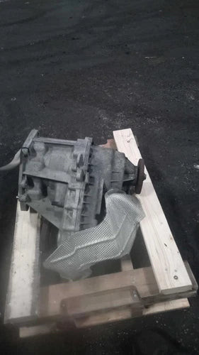 2010 Ford Explorer Transfer Case Assembly OEM Used Grey 144K Miles Warranty used OEM transfer case