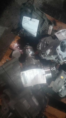 Mercedes-Benz GLA-Class 2015 Transfer Case Assembly OEM Used White 6 Mo Warranty used OEM transfer case