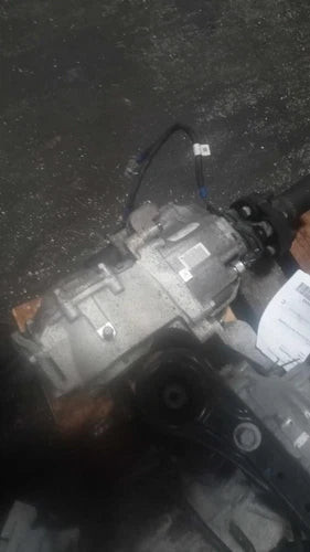Used Hyundai Kona 2020 Rear Differential Carrier Assembly OEM Grey AWD used OEM rear differential carrier