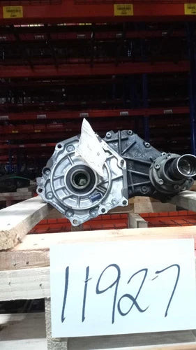 2017 Cadillac CTS Transfer Case Assembly OEM Used 2.0L AWD White 136K miles used OEM transfer case