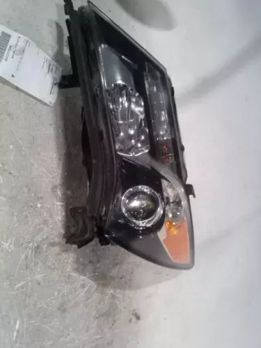 2011 Acura Mdx xenon HID Base L. Left Used OEM headlight used OEM headlight