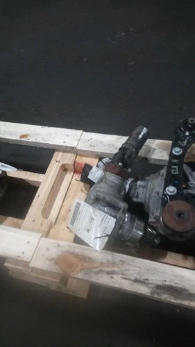 Used OEM Honda CR-V Transfer Case Assembly 2015 2.4L 60000 Miles Black used OEM transfer case