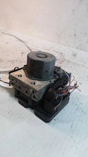 2017 Toyota Avalon Actuator and Pump Asse Used OEM ABS pump and module used OEM ABS pump and module