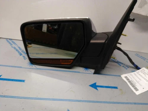 2015 Lincoln Navigator Power signal-flash heat and m Used OEM door mirror used OEM door mirror