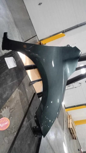 2012 Mazda 3 Htbk w/o turbo w/o rocker mould Used OEM fender used OEM fender