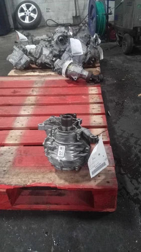 Used OEM 2015 Mazda CX-5 Transfer Case Assembly Black 112K Miles Warranty used OEM transfer case