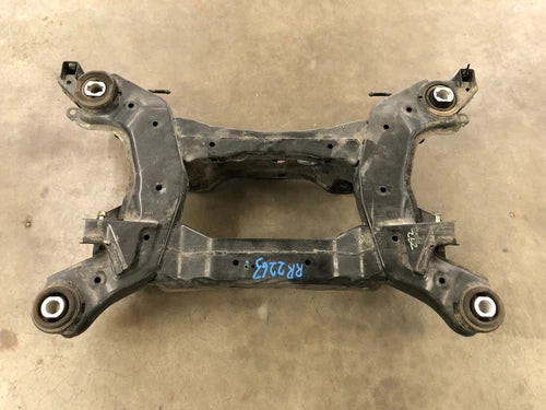 ⭐2013-2015 ACURA RDX REAR SUSPENSION CROSSMEMBER SUBFRAME ASSEMBLY OEM LOT2263 used OEM rear subframe and crossmember