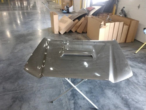 2015 Toyota Tacoma w/hood scoop Used OEM hood used OEM hood