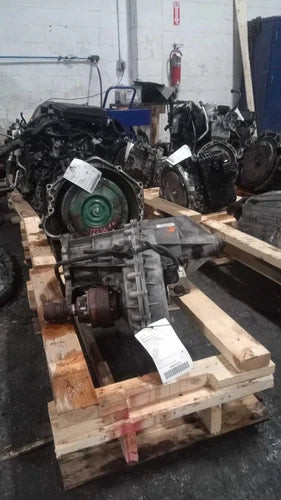 Used OEM Ford Expedition Transfer Case 07-11 160K Miles White OEM OEM used OEM transfer case