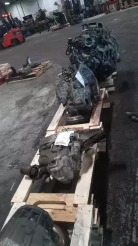 2011 Chevrolet Tahoe OEM Transfer Case Assembly 6-Month Warranty Used used OEM transfer case
