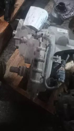 Used OEM 2013 Dodge RAM 1500 Transfer Case Assembly 53000 Miles used OEM transfer case