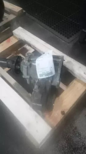 Used OEM Mercedes-Benz C-Class Transfer Case Assembly 2006 135K miles used OEM transfer case