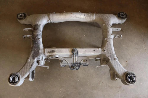 2013-2015 BMW 740LI F02 RWD REAR SUSPENSION CROSSMEMBER SUBFRAME OEM used OEM rear subframe and crossmember