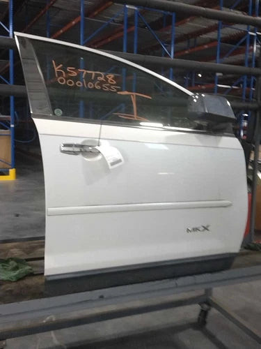 2010 Lincoln Mkx Front Right Used OEM complete door assembly used OEM complete door assembly