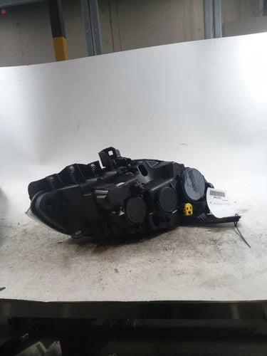 2021 Ram Promaster city Right Used OEM headlight used OEM headlight