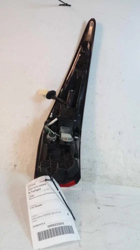 2022 Mitsubishi Outlander gasoline quarter Used OEM tail light used OEM tail light