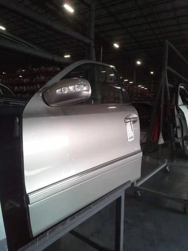 2003 Mercedes-Benz Mercedes e-class 21 Used OEM complete door assembly used OEM complete door assembly