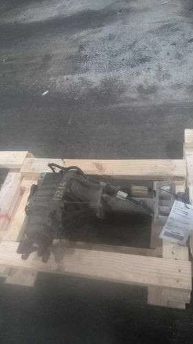 2015 Chevrolet Tahoe 4WD 5.30L Differential Carrier Assembly OEM Used Black used OEM differential carrier
