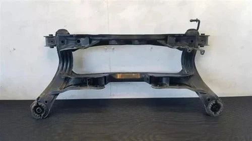 2001-2013 Toyota Highlander Rear Crossmember AWD Assembly OEM used OEM rear subframe and crossmember
