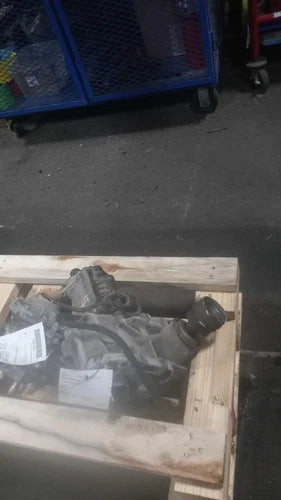 2018 Chevrolet Equinox Transfer Case Assembly OEM Black Used 6 Mo Warranty used OEM transfer case